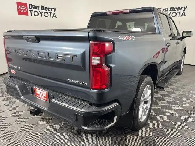 2021 Chevrolet Silverado 1500 4WD Crew Cab Short Bed Custom