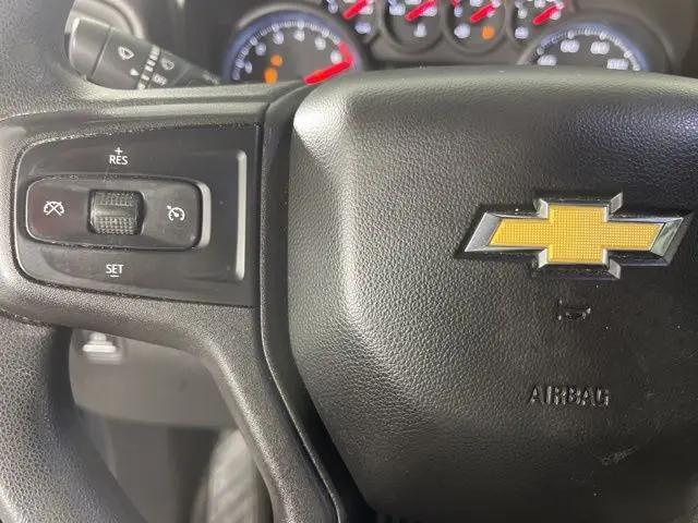2021 Chevrolet Silverado 1500 4WD Crew Cab Short Bed Custom