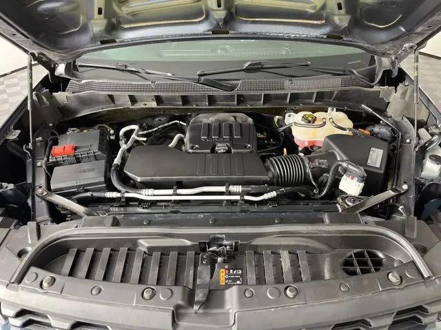 2021 Chevrolet Silverado 1500 4WD Crew Cab Short Bed Custom