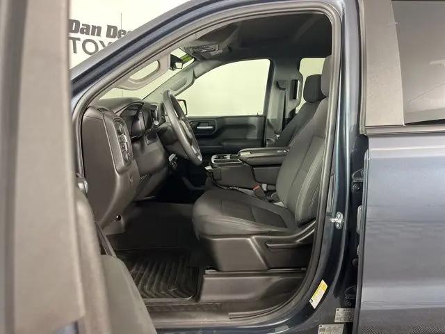 2021 Chevrolet Silverado 1500 4WD Crew Cab Short Bed Custom