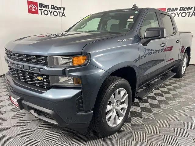 2021 Chevrolet Silverado 1500 4WD Crew Cab Short Bed Custom