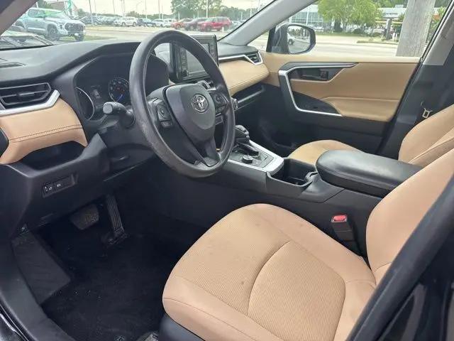2022 Toyota RAV4 Hybrid LE