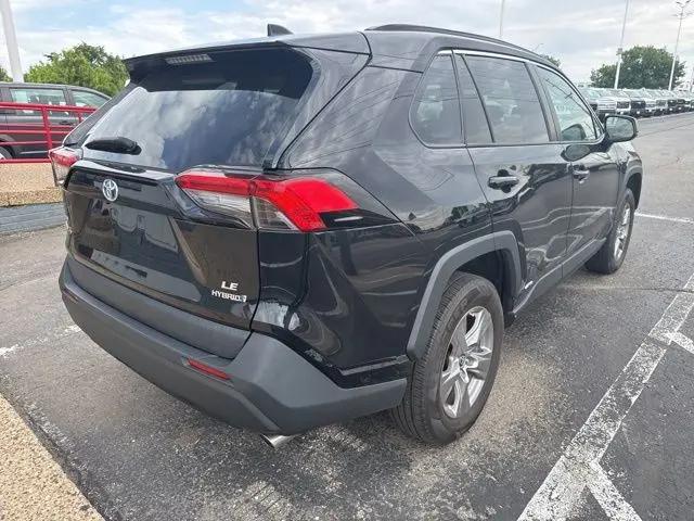 2022 Toyota RAV4 Hybrid LE
