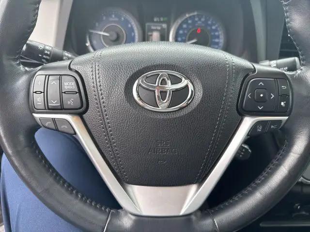 2019 Toyota Sienna Limited 7 Passenger