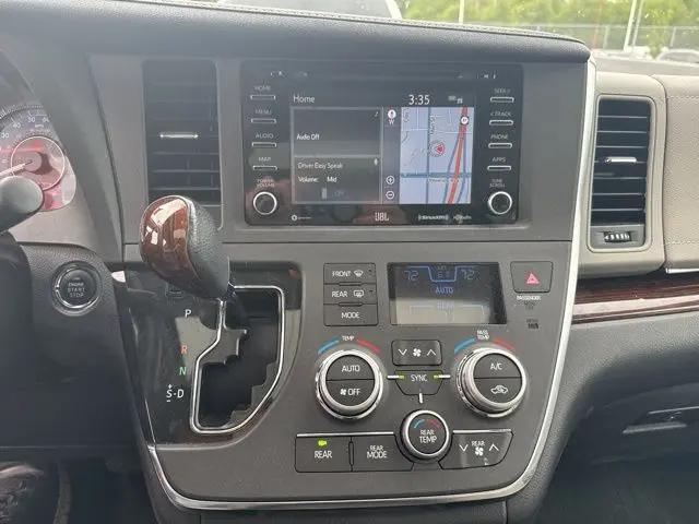 2019 Toyota Sienna Limited 7 Passenger