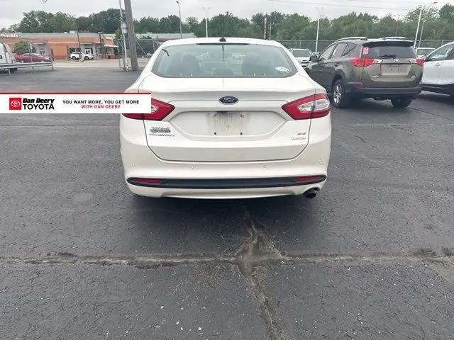 2013 Ford Fusion SE