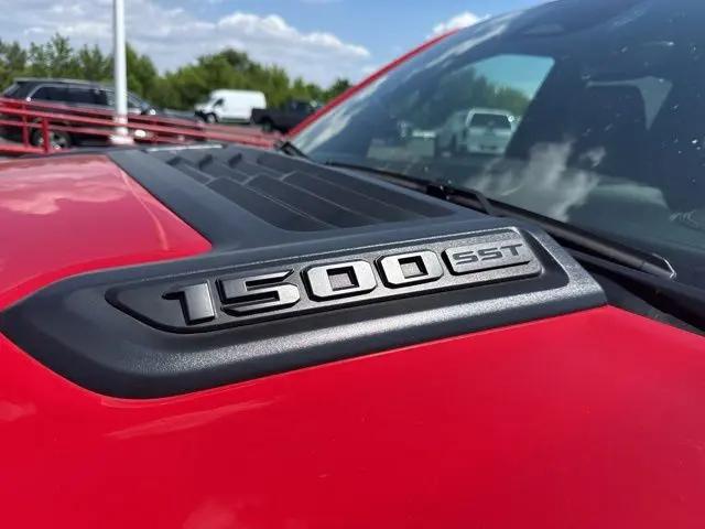 2025 Ram 1500 Rebel Crew Cab 4x4 5'7" Box