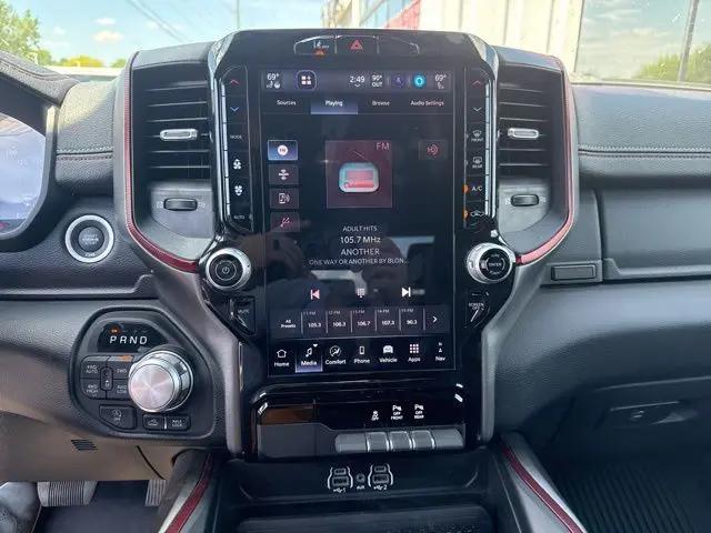 2025 Ram 1500 Rebel Crew Cab 4x4 5'7" Box