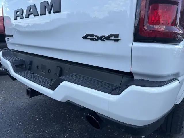 2025 Ram 1500 Big Horn Crew Cab 4x4 5'7" Box