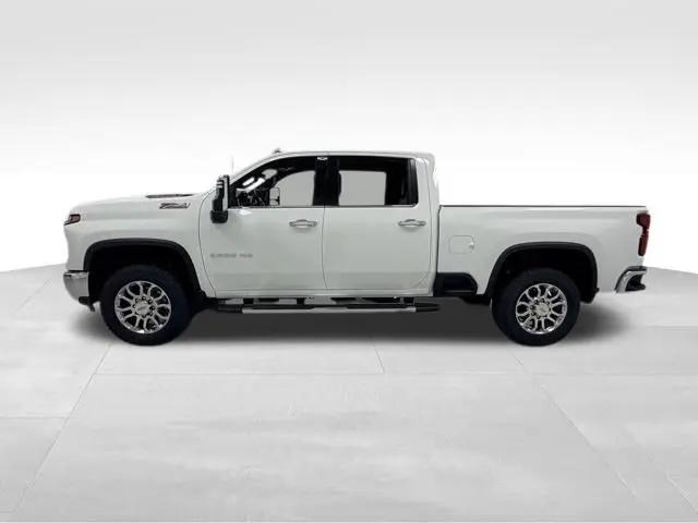 2025 Chevrolet Silverado 2500HD 4WD Crew Cab Standard Bed LTZ