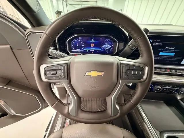 2025 Chevrolet Silverado 2500HD 4WD Crew Cab Standard Bed LTZ