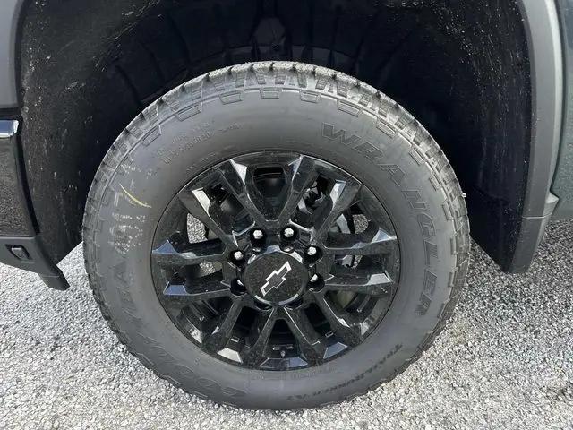2026 Chevrolet Silverado 2500HD Crew Cab, Standard Bed, LT, 4WD