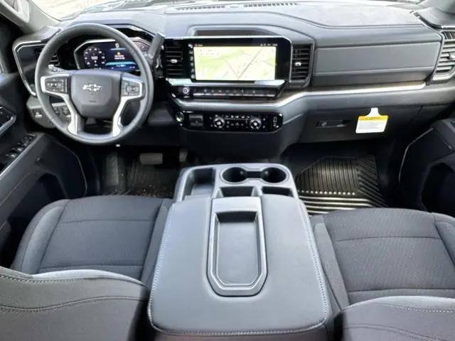 2026 Chevrolet Silverado 2500HD Crew Cab, Standard Bed, LT, 4WD