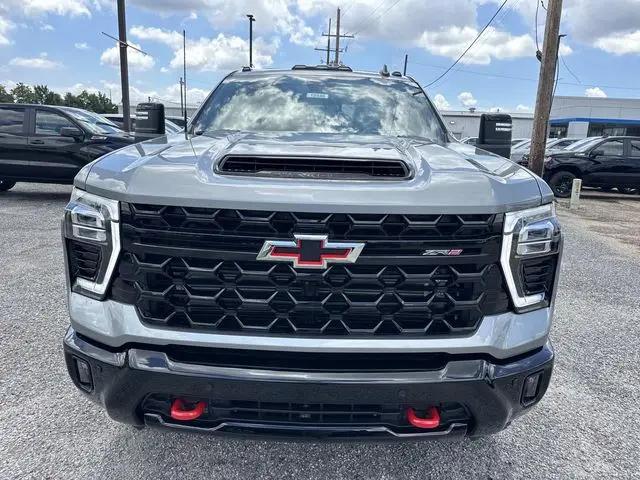 2026 Chevrolet Silverado 2500HD Crew Cab, Standard Bed, XR2, 4WD