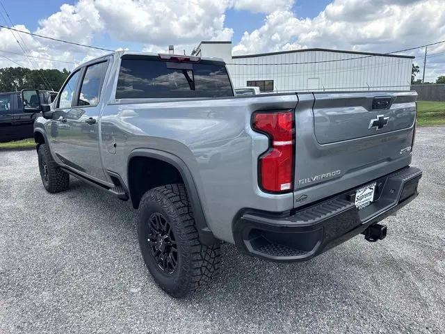 2026 Chevrolet Silverado 2500HD Crew Cab, Standard Bed, XR2, 4WD