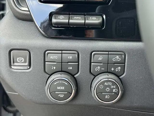2026 Chevrolet Silverado 2500HD Crew Cab, Standard Bed, XR2, 4WD