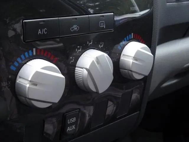 2010 Toyota Tundra Grade 5.7L V8