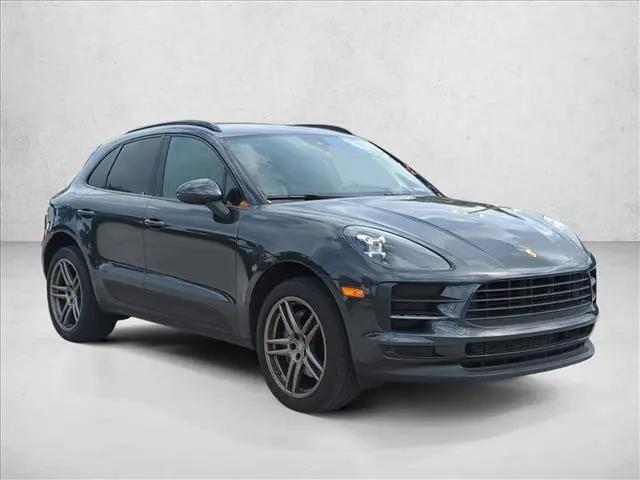 2021 Porsche Macan Macan