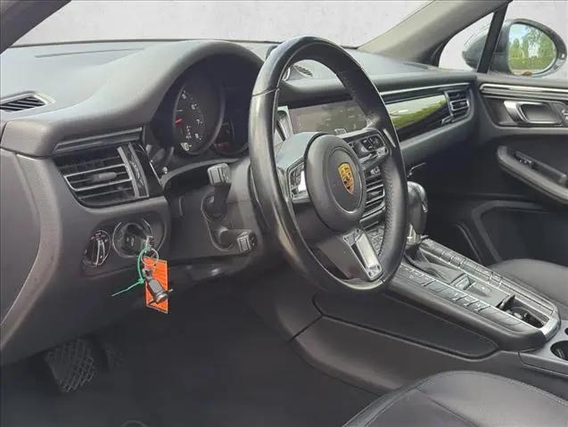 2021 Porsche Macan Macan