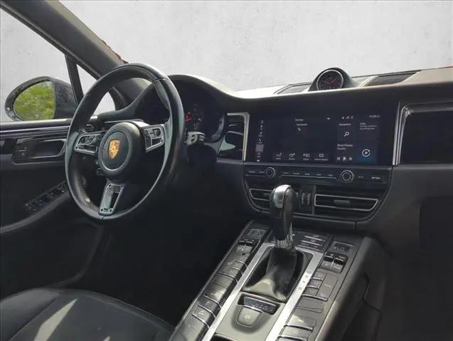 2021 Porsche Macan Macan