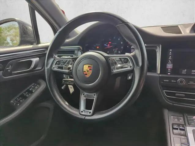 2021 Porsche Macan Macan