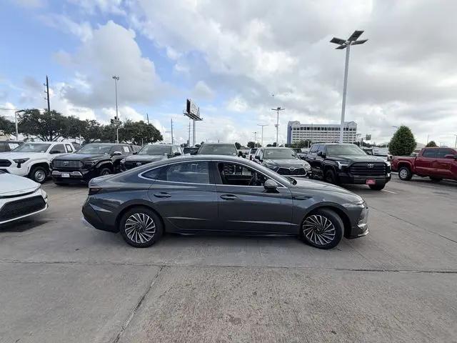 2025 Hyundai Sonata Hybrid SEL