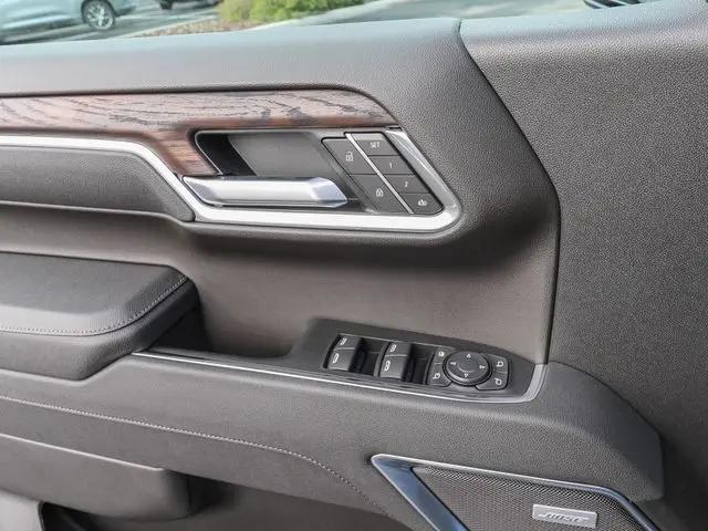 2026 GMC Sierra 1500 Crew Cab, Short Bed, SLT, 4WD