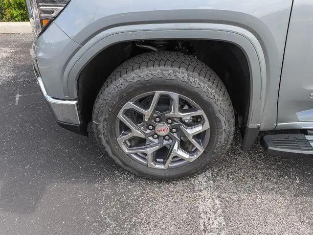2026 GMC Sierra 1500 Crew Cab, Short Bed, SLT, 4WD