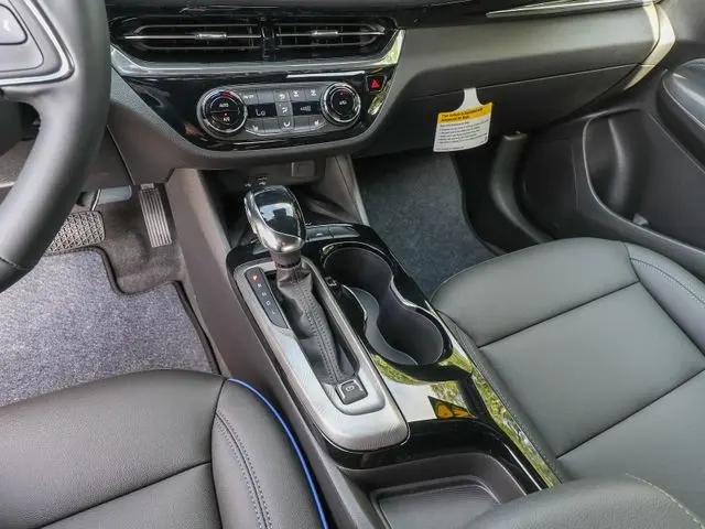 2026 Buick NV Sport Touring FWD