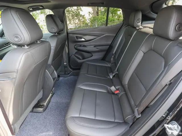 2026 Buick NV Sport Touring FWD