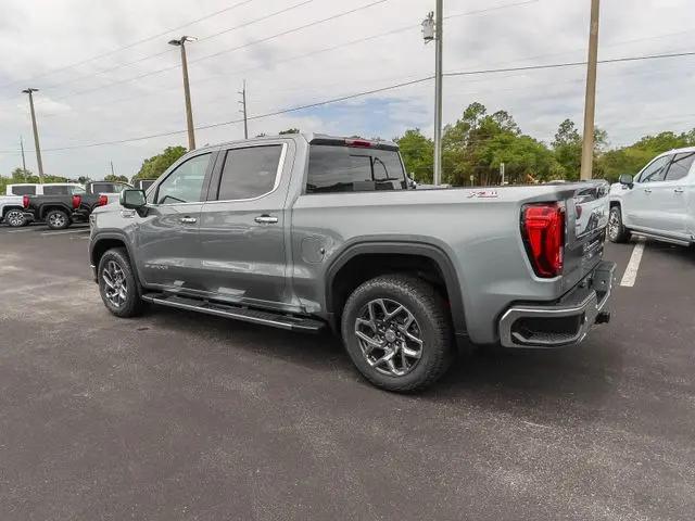 2026 GMC Sierra 1500 Crew Cab, Short Bed, SLT, 4WD