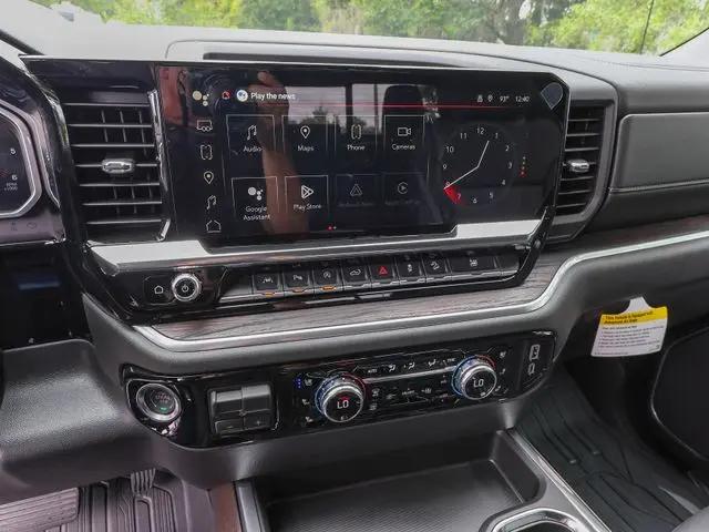 2026 GMC Sierra 1500 Crew Cab, Short Bed, SLT, 4WD