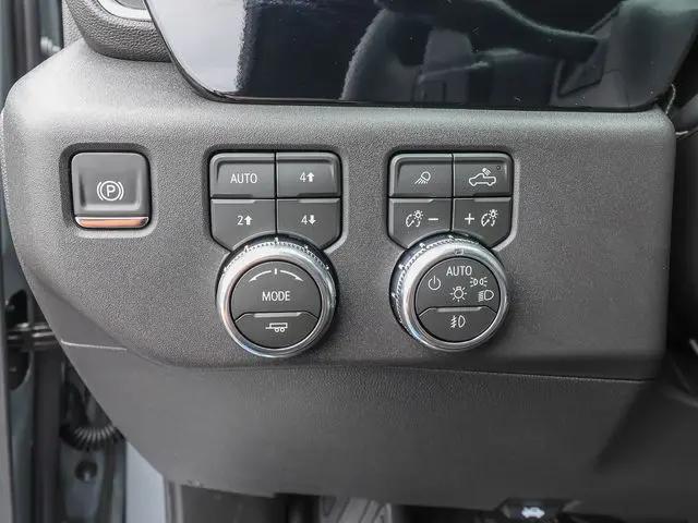 2026 GMC Sierra 1500 Crew Cab, Short Bed, SLT, 4WD