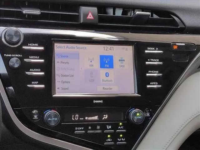 2020 Toyota Camry LE Hybrid