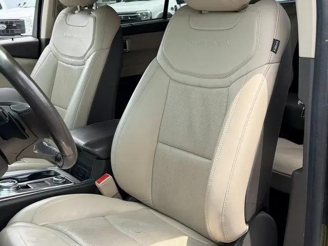 2020 Ford Explorer Platinum