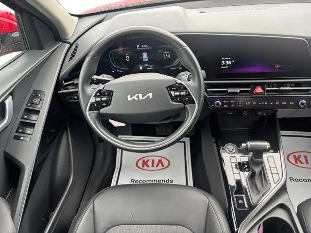 2023 Kia Niro EX