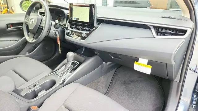 2025 Toyota Corolla Hybrid LE