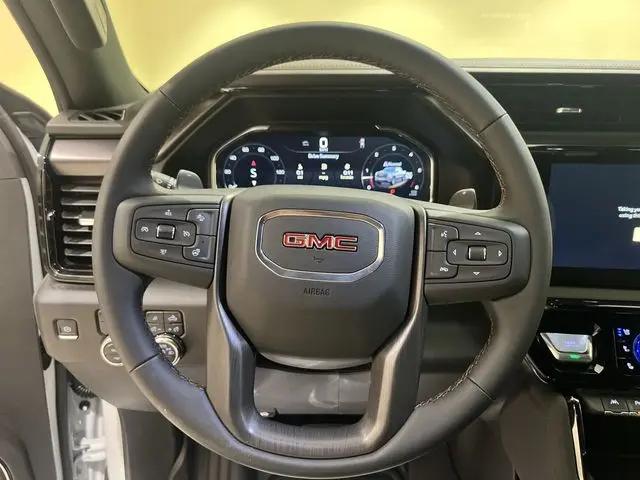 2026 GMC Sierra 1500 Crew Cab, Short Bed, AT4, 4WD