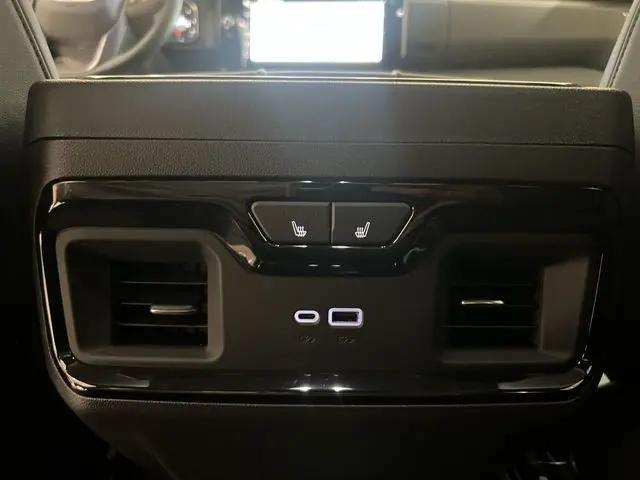 2026 GMC Sierra 1500 Crew Cab, Short Bed, AT4, 4WD