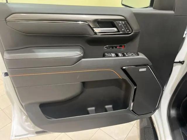 2026 GMC Sierra 1500 Crew Cab, Short Bed, AT4, 4WD