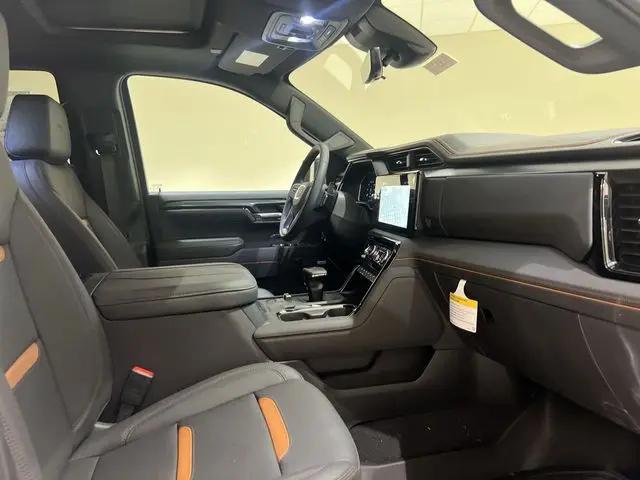 2026 GMC Sierra 1500 Crew Cab, Short Bed, AT4, 4WD
