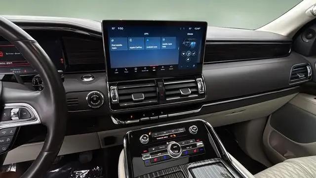 2022 Lincoln Navigator Black Label L