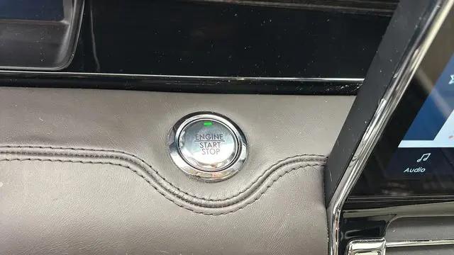 2022 Lincoln Navigator Black Label L
