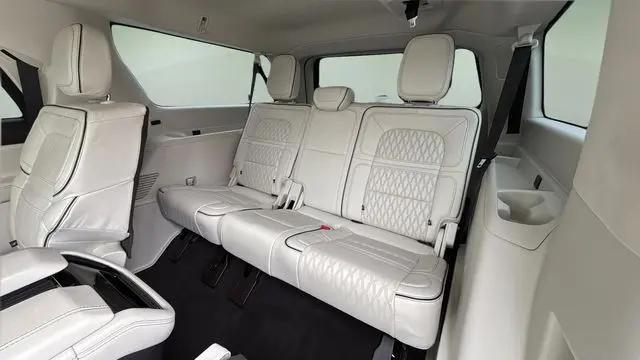 2022 Lincoln Navigator Black Label L