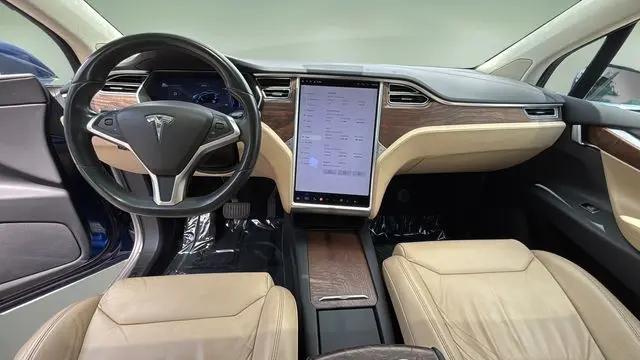 2017 Tesla Model X 90D