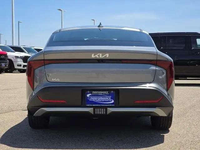 2025 Kia K4 EX