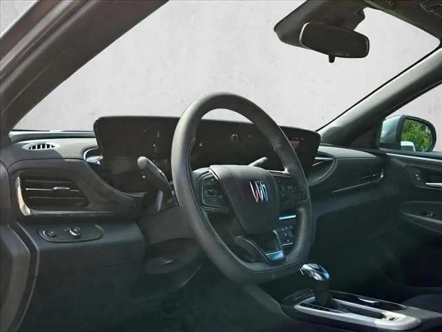 2025 Buick NV Preferred FWD