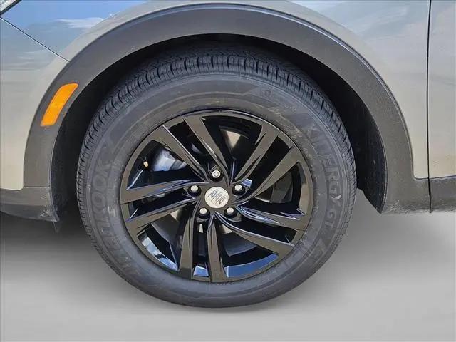 2025 Buick NV Preferred FWD