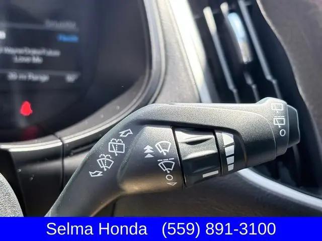 2023 Ford Edge SE