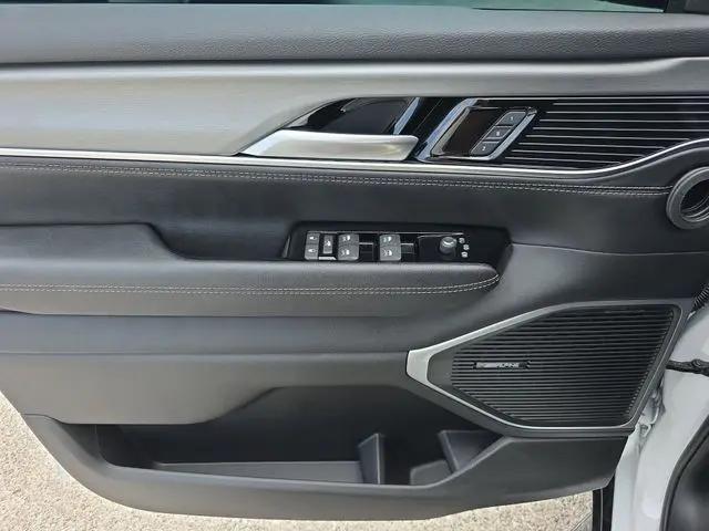 2024 Jeep Wagoneer Series II Carbide 4x4